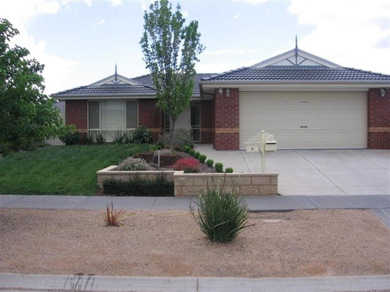 6 Dalkeith Road, Point Cook VIC 3030