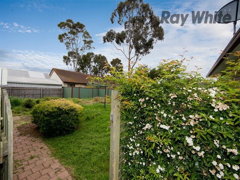 11 Point Cook Road, Altona Meadows VIC 3028