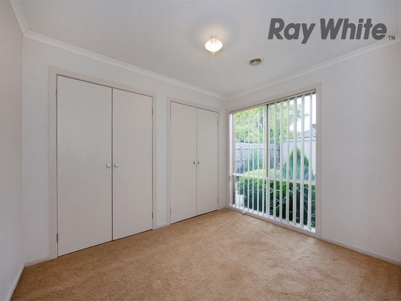 9 Brae Grove, Point Cook VIC 3030