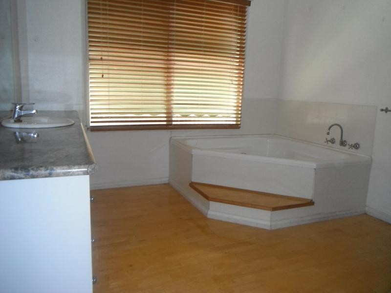 7 Debrun Court, Laverton VIC 3028