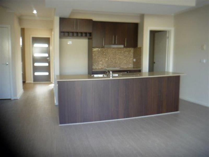 105 Featherbrook Drive, Point Cook VIC 3030