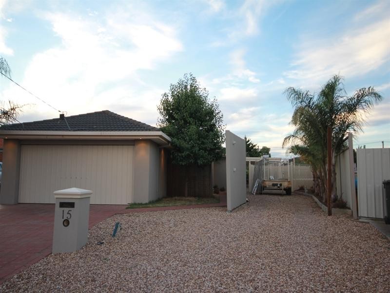 15 Addison Place, Seabrook VIC 3028
