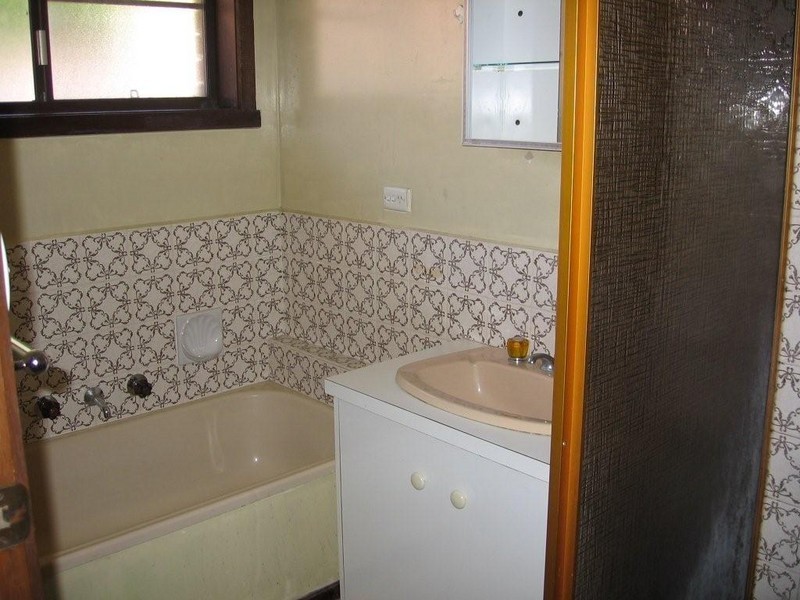 2/3 Rose Street, Altona VIC 3018