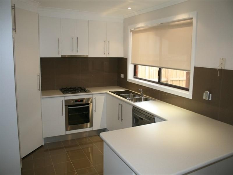 2/9 Strezlecki Grove, Altona Meadows VIC 3028