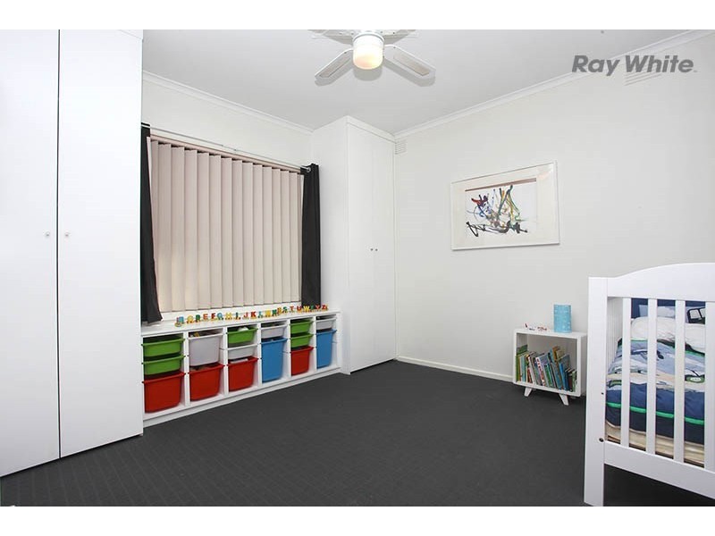 123 Railway Avenue, Laverton VIC 3028