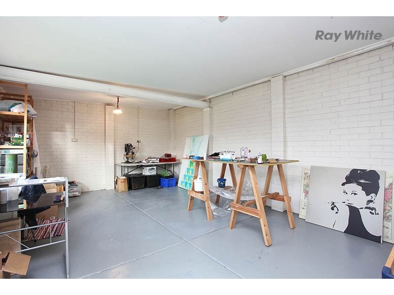 123 Railway Avenue, Laverton VIC 3028