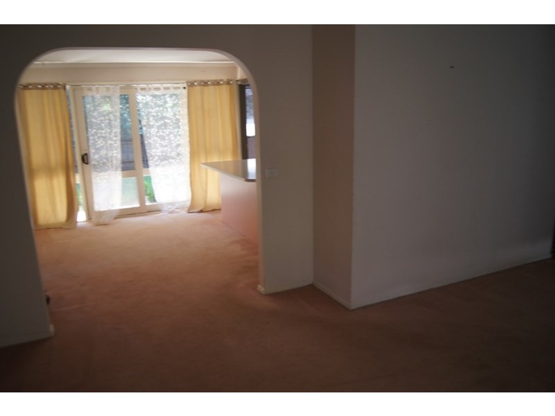 10/23 Finch Road, Werribee South VIC 3030