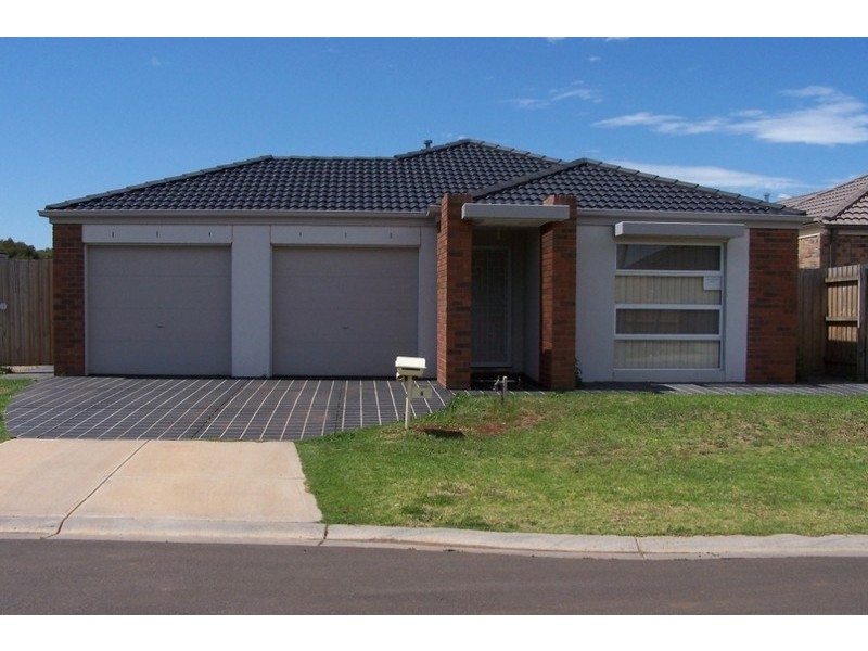 5 ALEX Court, Melton VIC 3337