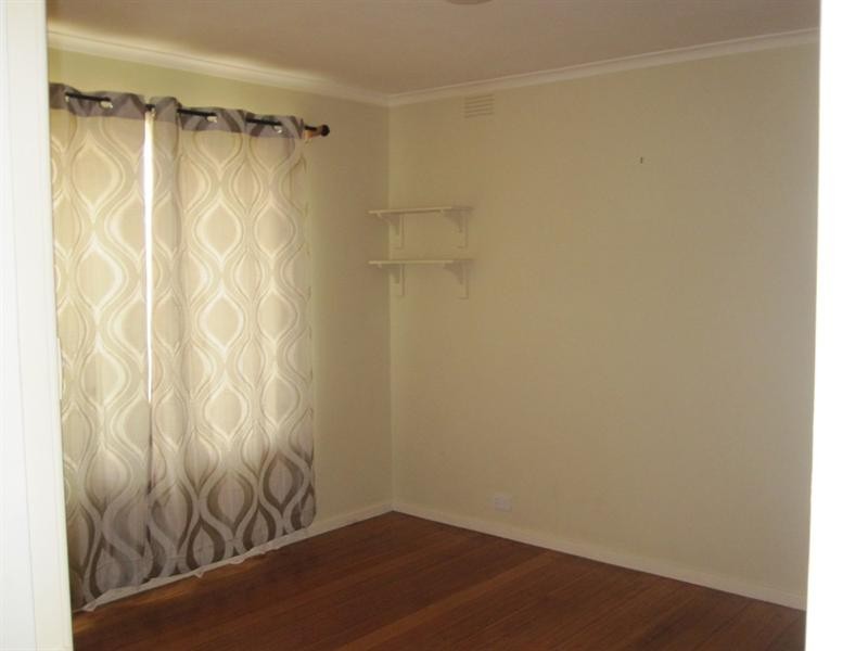 16 Lugg Street, Altona VIC 3018