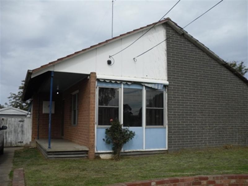 19 Cartledge Street, Laverton VIC 3028