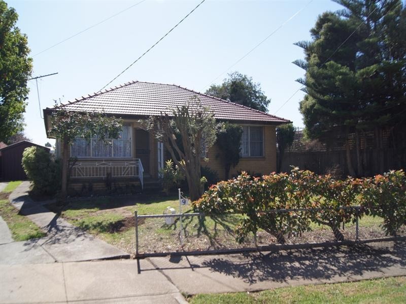 9 Henderson Street, Laverton VIC 3028