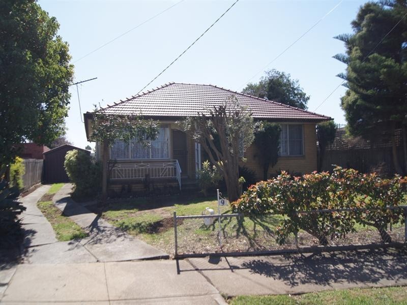 9 Henderson Street, Laverton VIC 3028