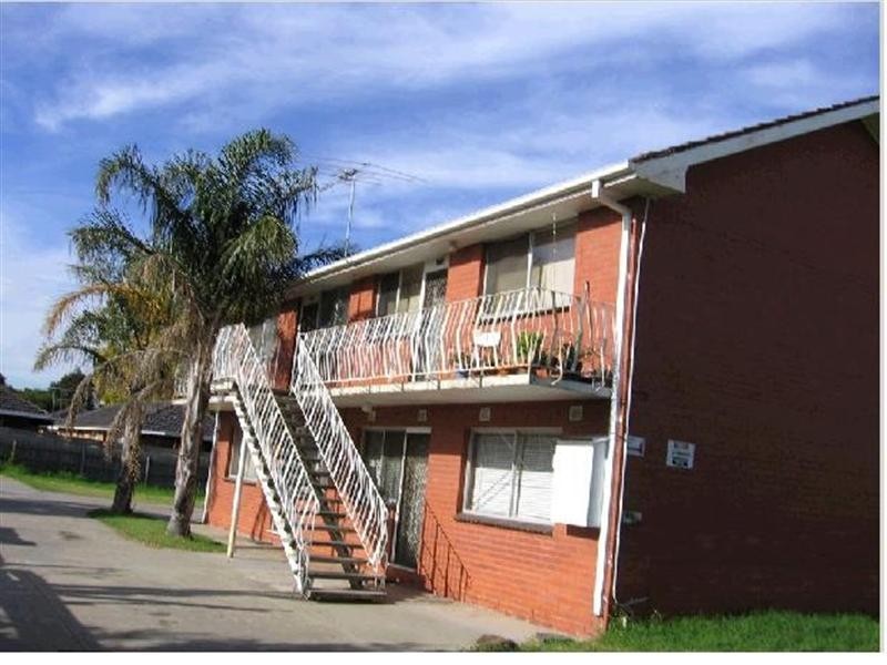 4/68 Grieve Parade, Altona VIC 3018