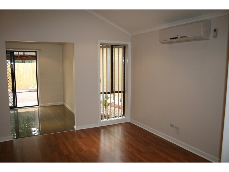 2/9 Strezlecki Grove, Altona Meadows VIC 3028