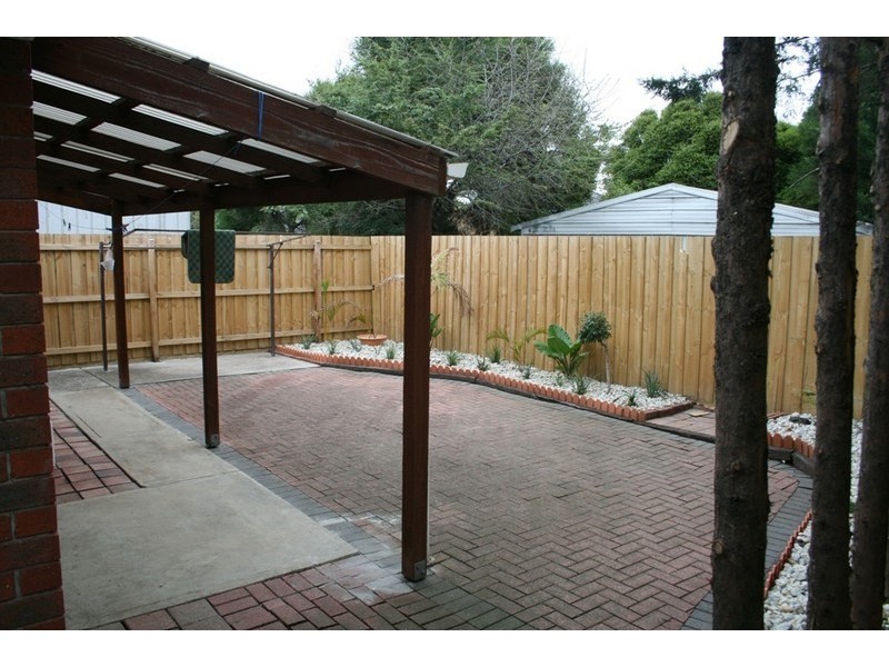 2/9 Strezlecki Grove, Altona Meadows VIC 3028