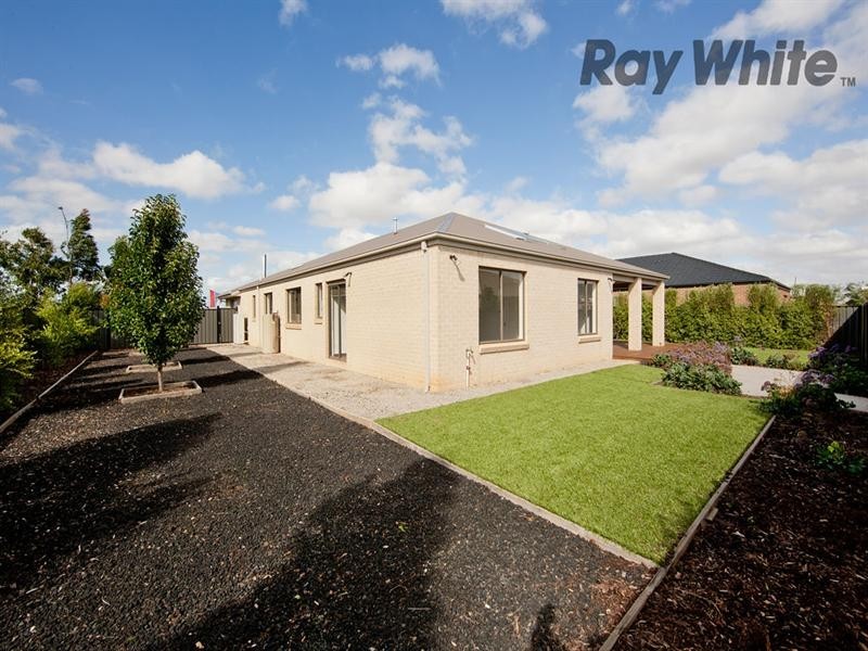 7 Baker Street, Point Cook VIC 3030