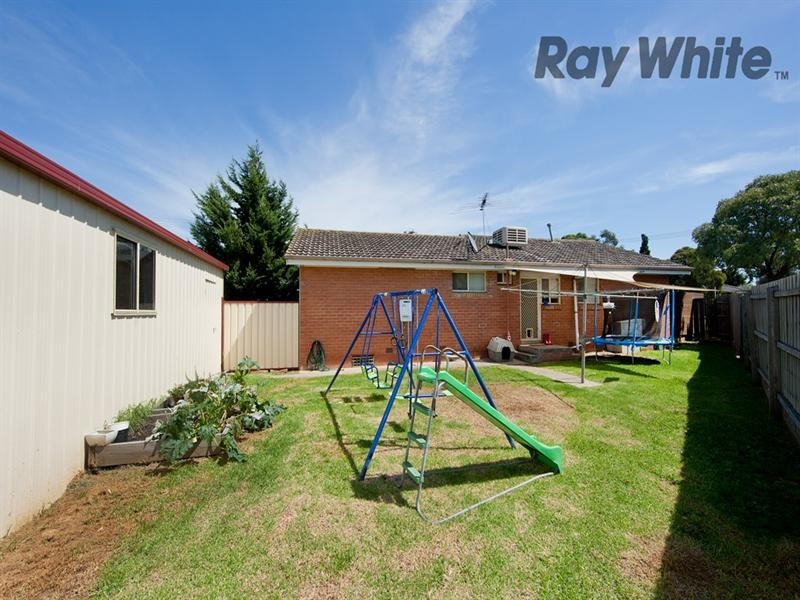7 Thomson Avenue, Laverton VIC 3028