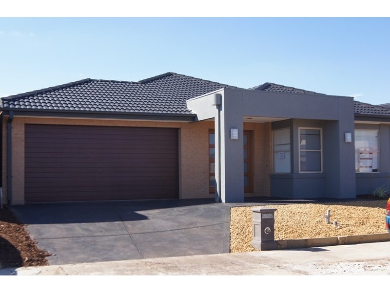 75 Tristania Drive, Point Cook VIC 3030