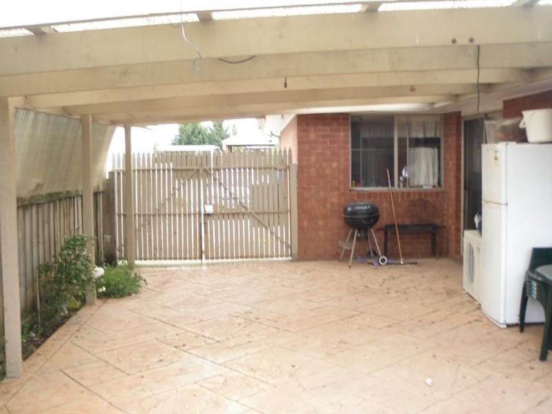 12 TIBER Close, Werribee VIC 3030