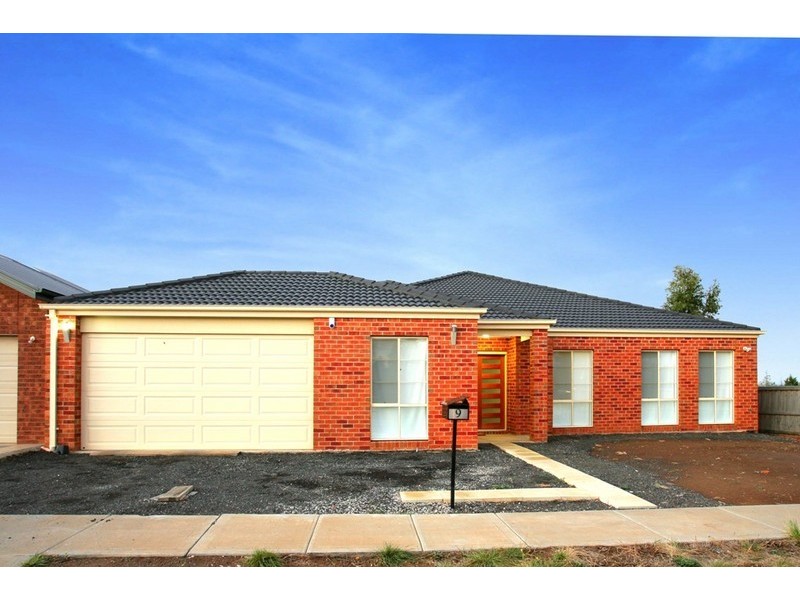 9 Violet Way, Point Cook VIC 3030