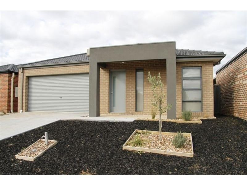 22 James Cook Drive, Truganina VIC 3029