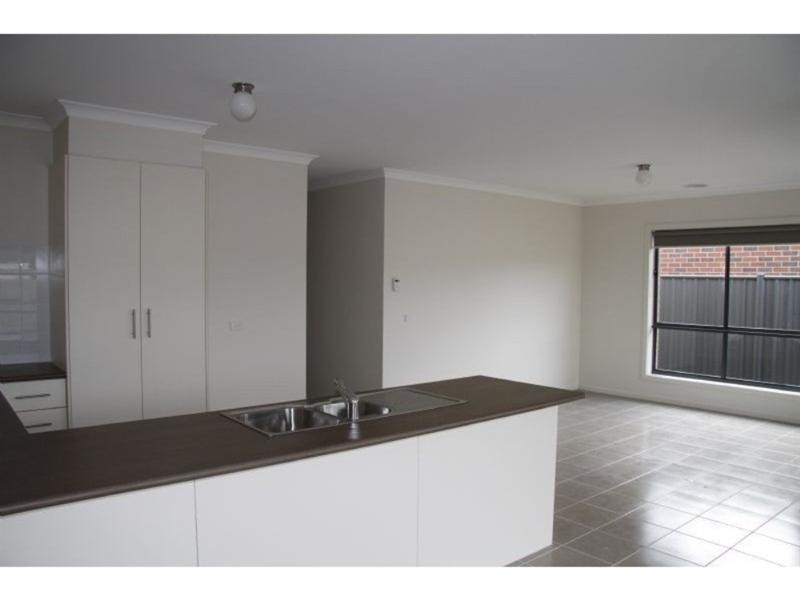 22 James Cook Drive, Truganina VIC 3029