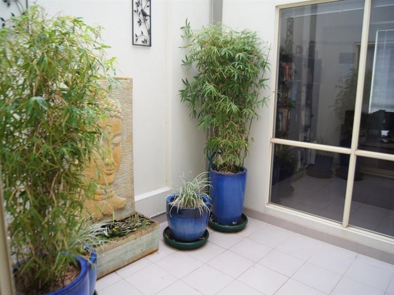 18 East Cornhill Drive, Point Cook VIC 3030