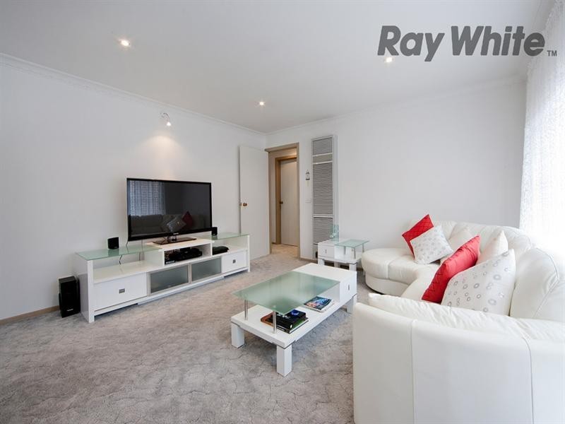 1/2 Weaver Court, Altona Meadows VIC 3028