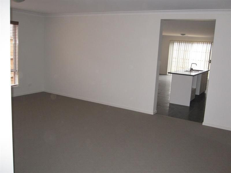 71 Tristania Drive, Point Cook VIC 3030