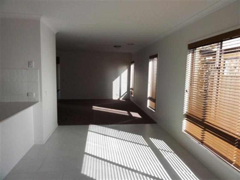 55 Rockpool Road, Truganina VIC 3029