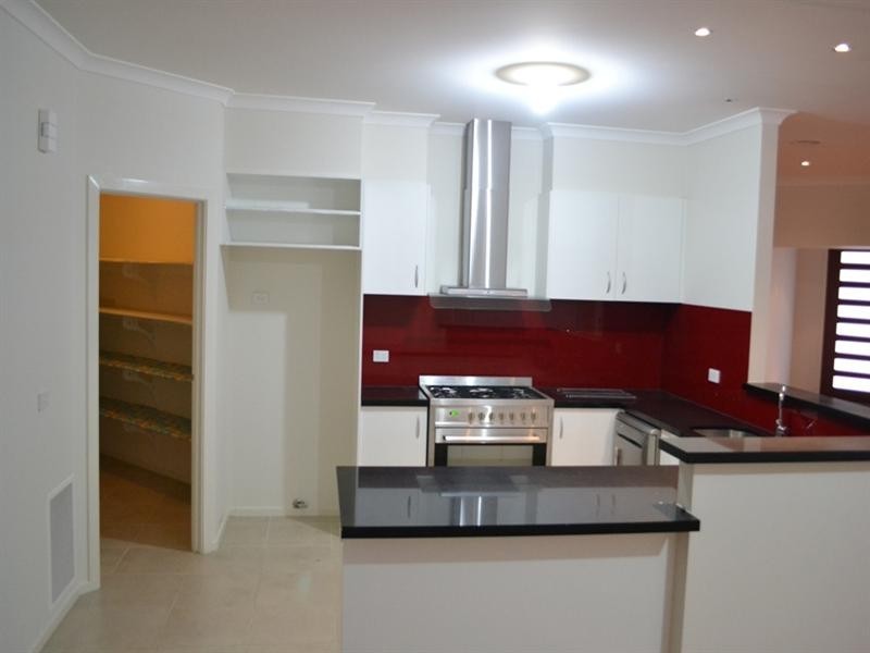 7 Frogmouth Court, Williams Landing VIC 3027