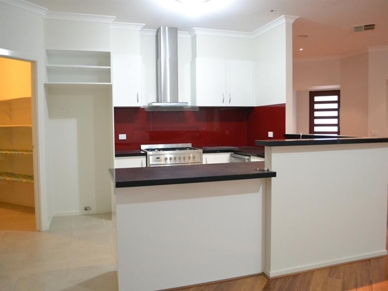 7 Frogmouth Court, Williams Landing VIC 3027