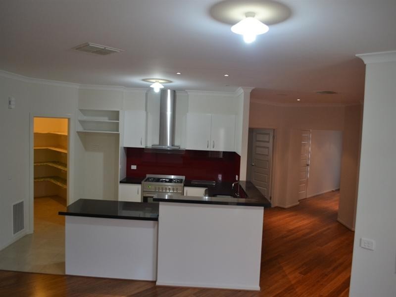 7 Frogmouth Court, Williams Landing VIC 3027