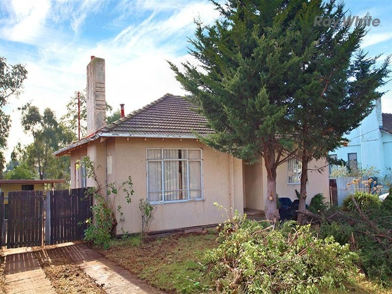 34 Charlesworth Street, Laverton VIC 3028