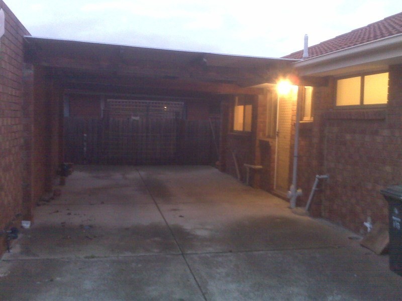 1/13 LEMPRIERE Court, Altona Meadows VIC 3028