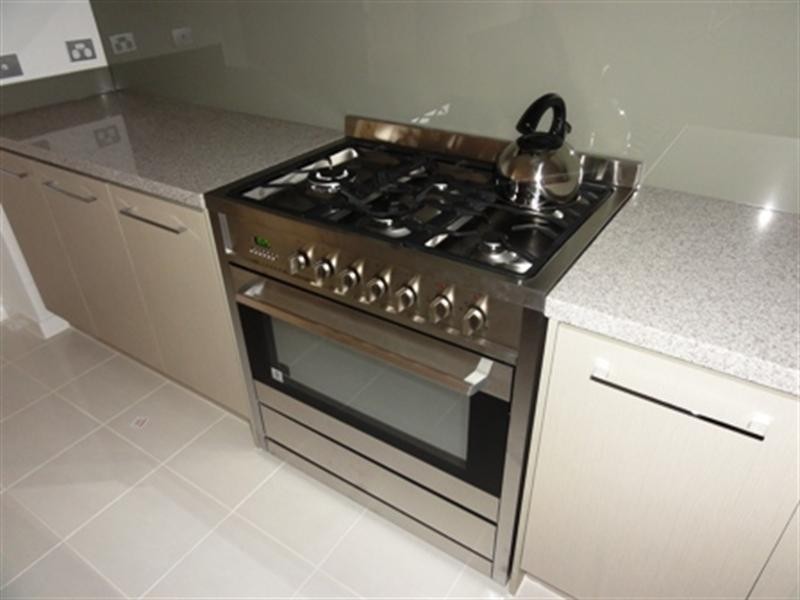 15 McLachlan Drive, Williams Landing VIC 3027