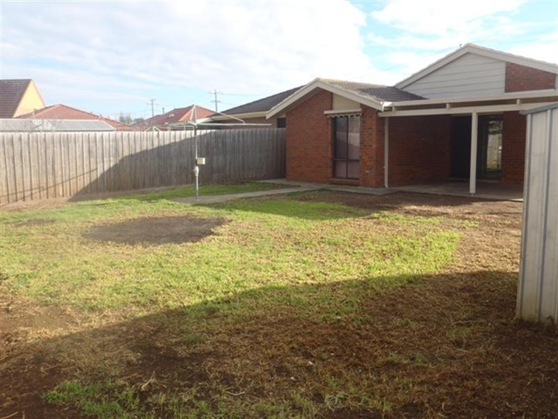 10 Reserve Road, Hoppers Crossing VIC 3029