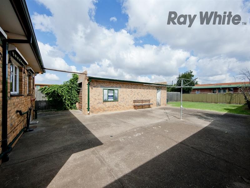 8 Ailsa Street, Laverton VIC 3028