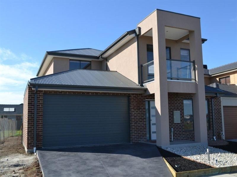 293 Boardwalk Boulevard, Point Cook VIC 3030