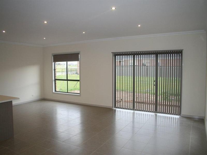 293 Boardwalk Boulevard, Point Cook VIC 3030