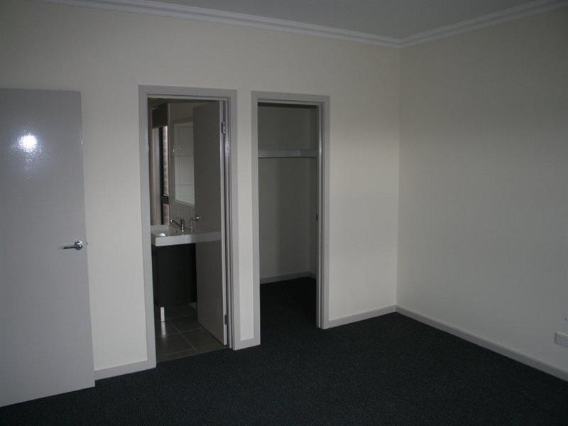 293 Boardwalk Boulevard, Point Cook VIC 3030