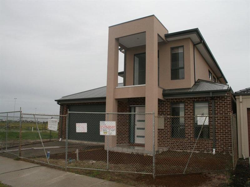 293 Boardwalk Boulevard, Point Cook VIC 3030