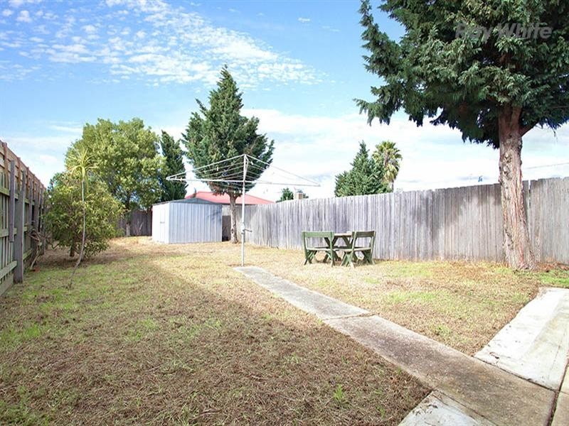 17A Ascot Street South, Altona Meadows VIC 3028
