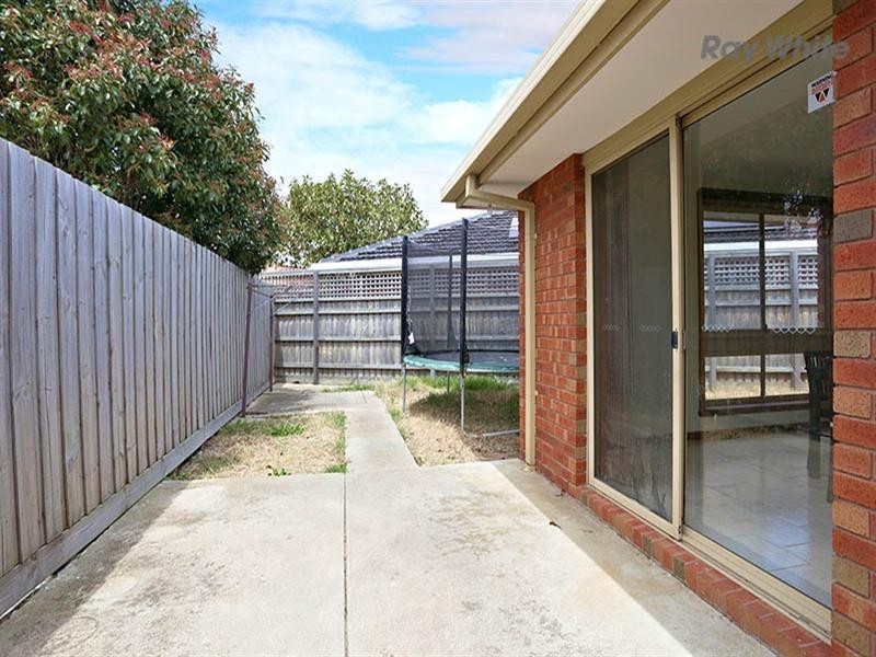 1/1 Eddison Close, Altona Meadows VIC 3028