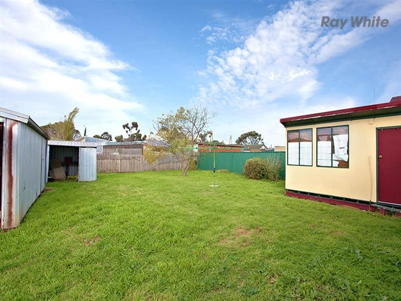 13 Donald Street, Laverton VIC 3028