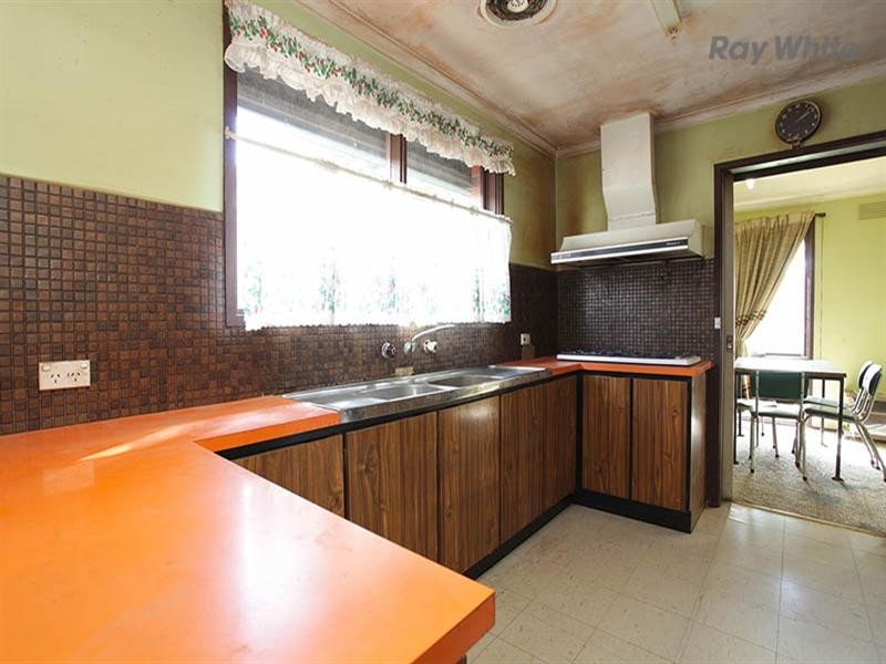 119 Railway Avenue, Laverton VIC 3028