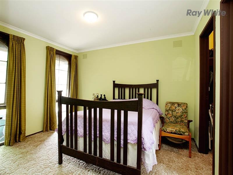 119 Railway Avenue, Laverton VIC 3028