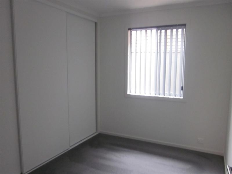 5 Persimmon Lane, Pakenham VIC 3810