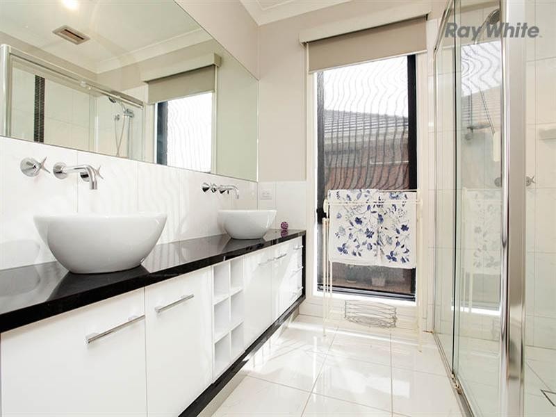 12 Cremorne Street, Point Cook VIC 3030