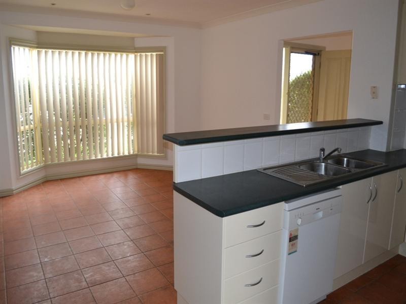 2/70 Community Hub, Sydenham VIC 3037